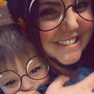 Meet your Posher, Becca